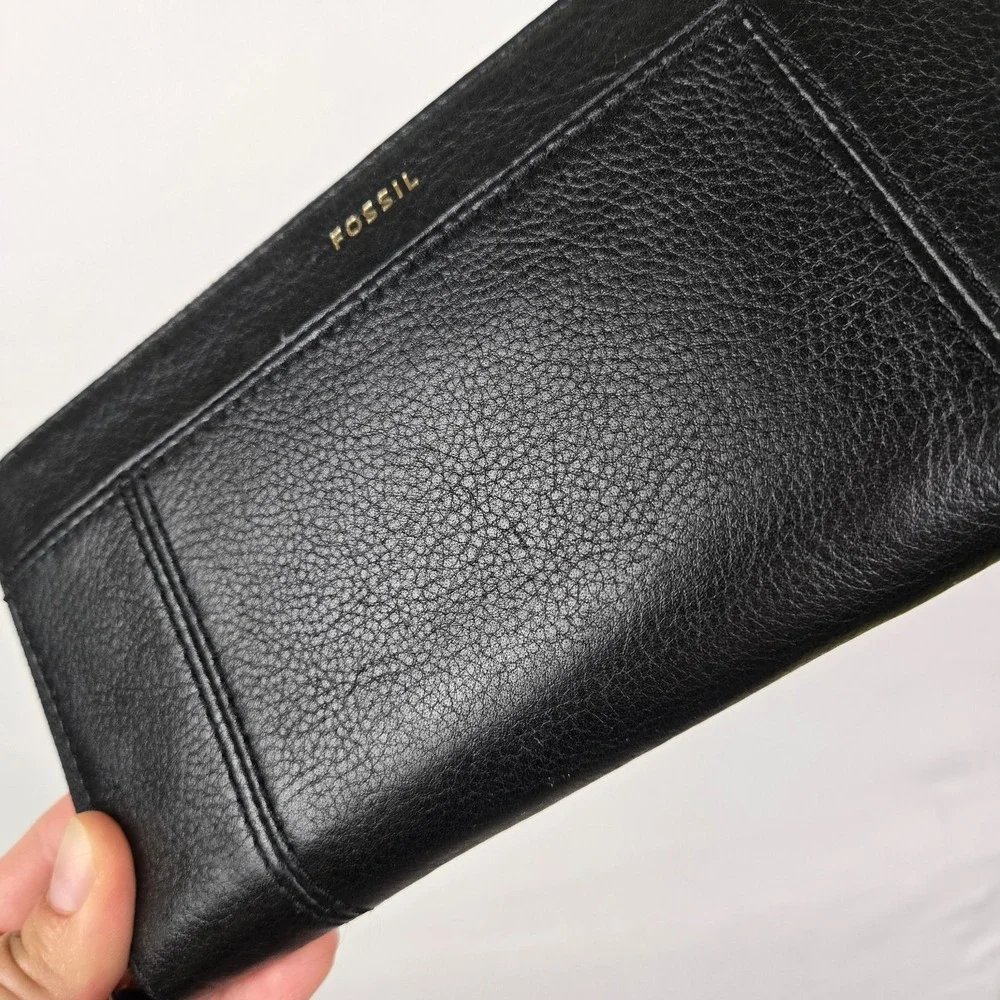 fossil black wallet zip around